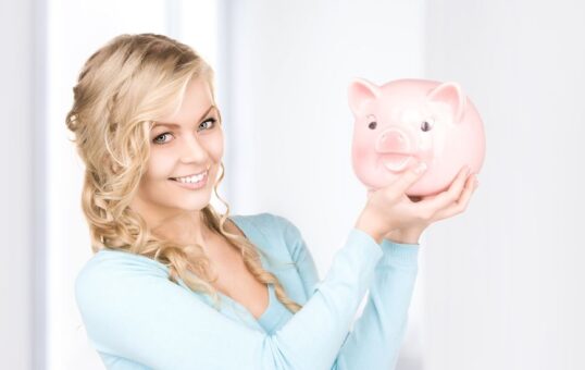 How to Budget While You’re in College