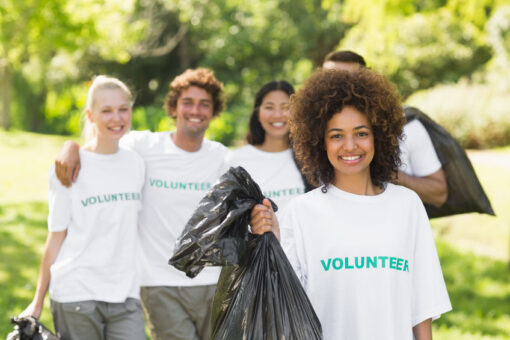 How Many Community Service Hours Do You Need for Scholarships?