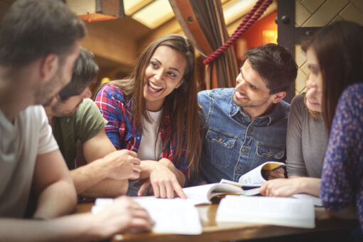 Difference Between Undergraduate, Graduate and Postgraduate
